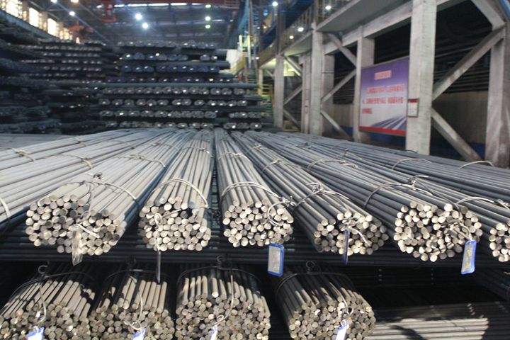 【新春走基层】河钢石钢炼钢工:高端特钢生产追求精准操作